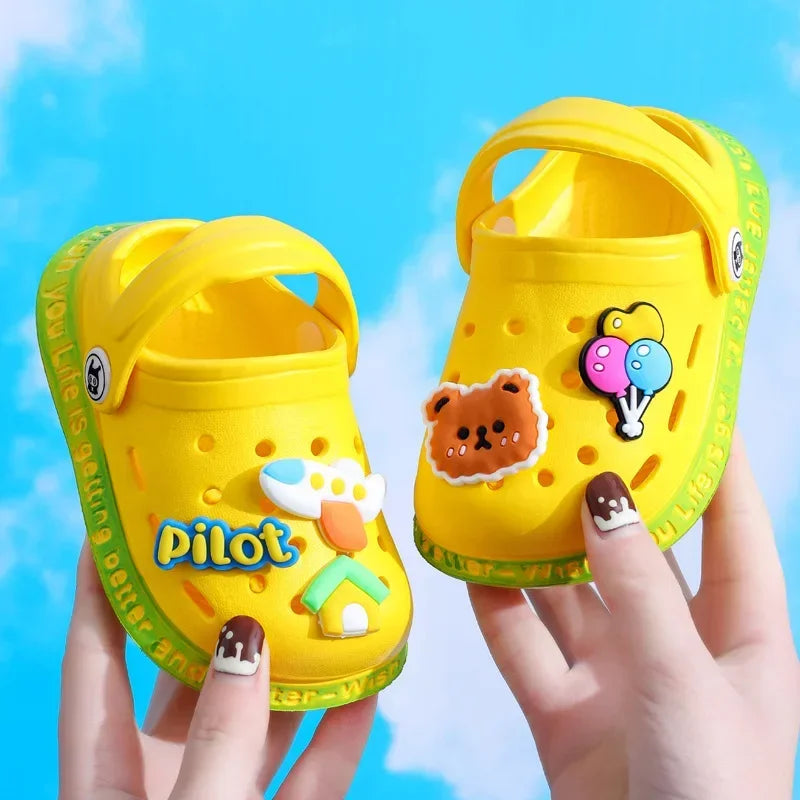 Chaussures Sandales Enfant Été – Légères, Antidérapantes & Design Cartoon pour Garçons et Filles