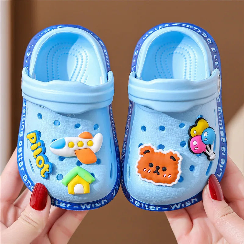 Chaussures Sandales Enfant Été – Légères, Antidérapantes & Design Cartoon pour Garçons et Filles