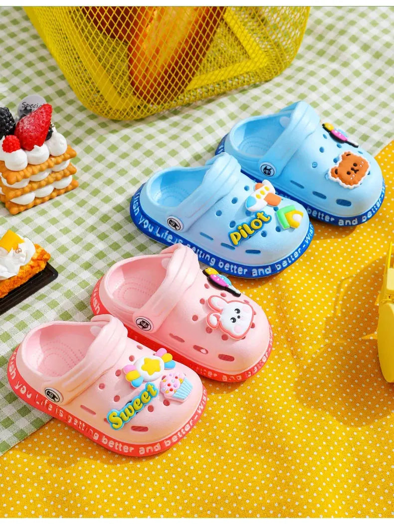 Chaussures Sandales Enfant Été – Légères, Antidérapantes & Design Cartoon pour Garçons et Filles