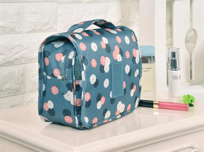 Trousse de Maquillage Voyage Femme – Pochette Imperméable avec Crochet pour Toilettes & Cosmétiques